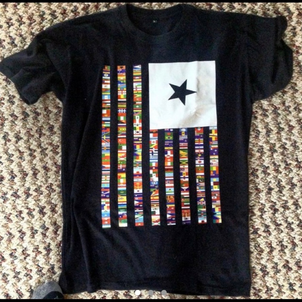 All flags tee